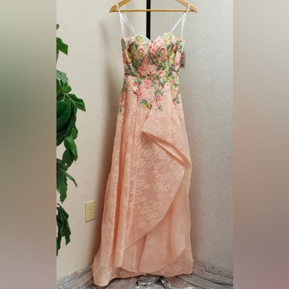 Sherri Hill 50966 High-Low Lace Gown NWT Size 0 Blush Floral - Picture 4 of 4